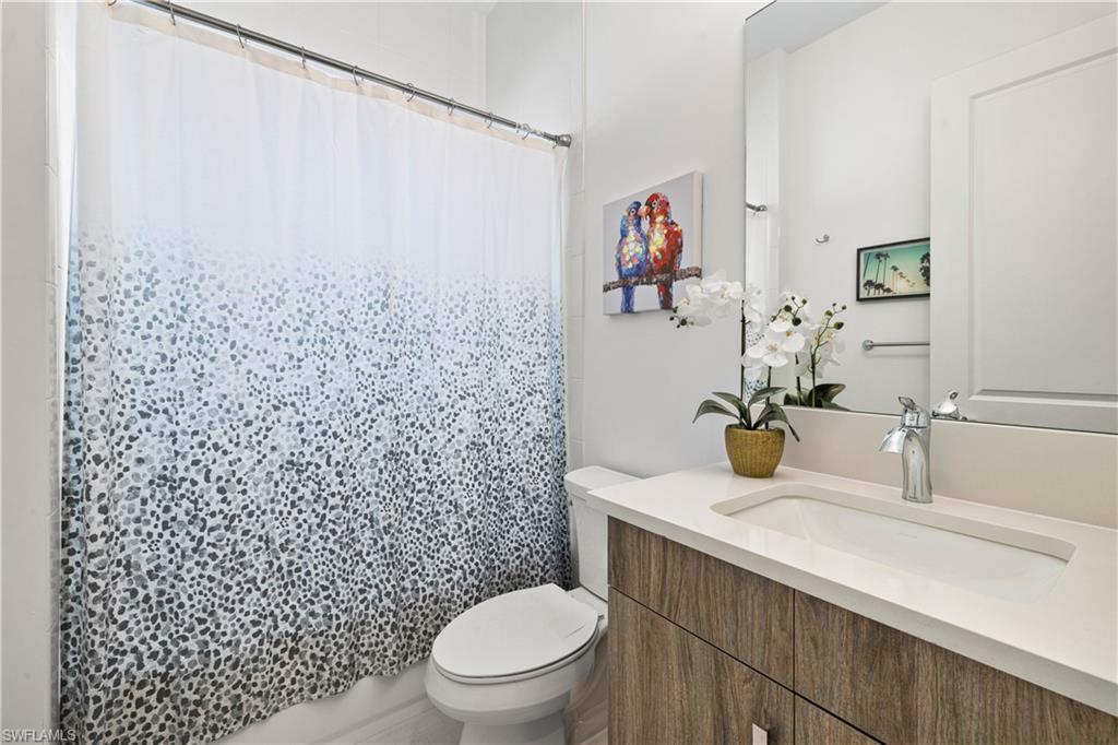 VALENCIA TRAILS - Residential