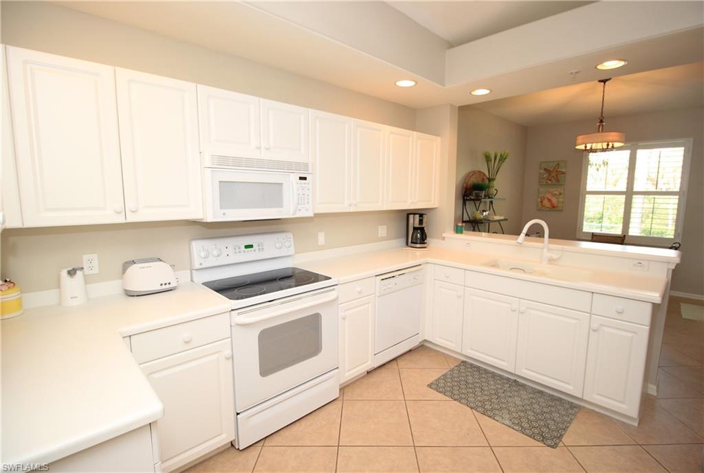 LAUREL GREENS - Residential