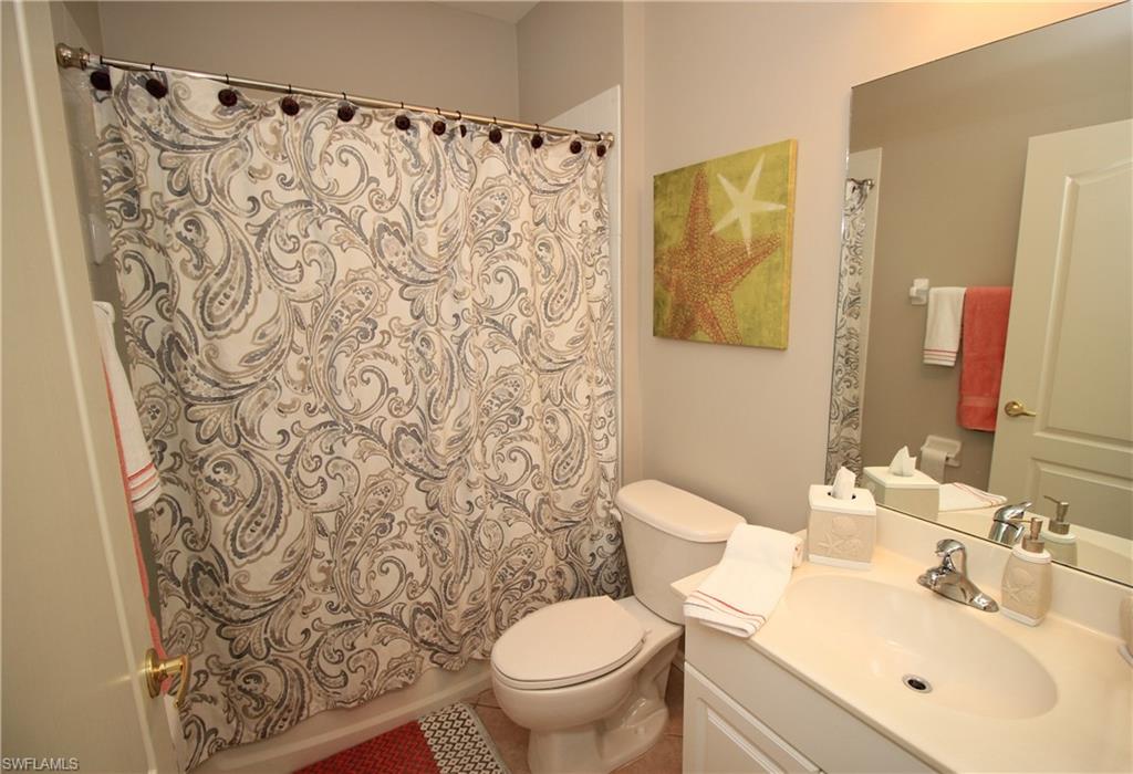 LAUREL GREENS - Residential