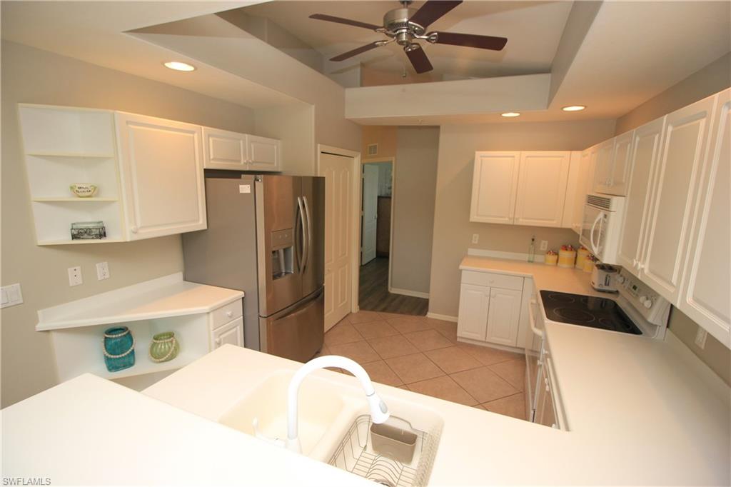 LAUREL GREENS - Residential