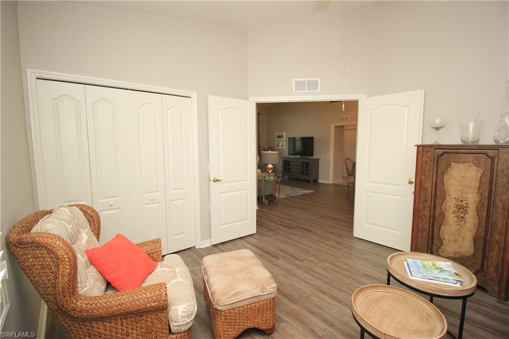 LAUREL GREENS - Residential