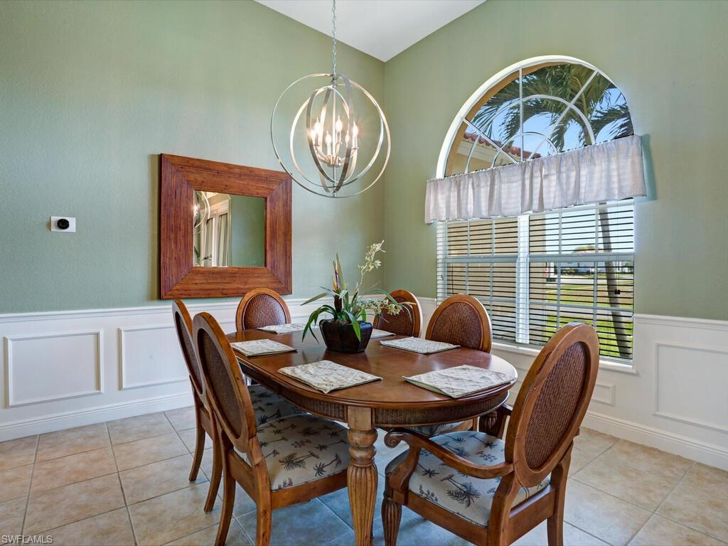 MARCO BEACH - Residential