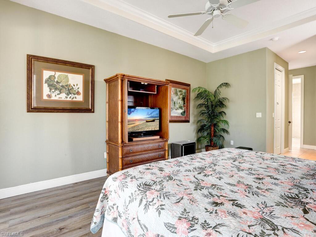 MARCO BEACH - Residential