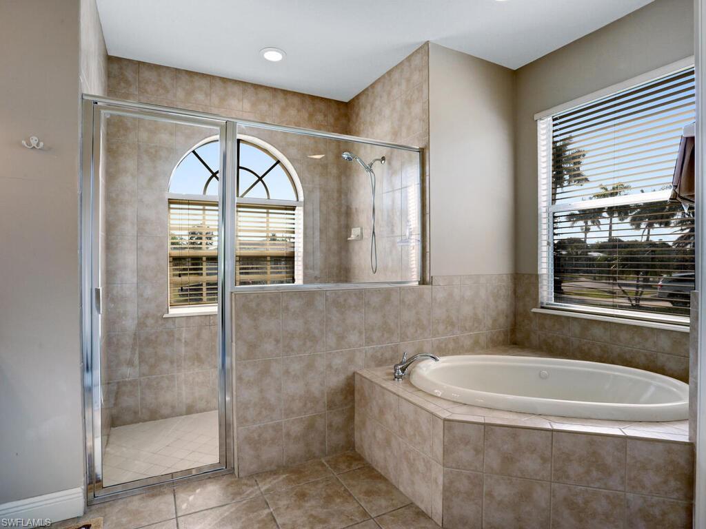 MARCO BEACH - Residential