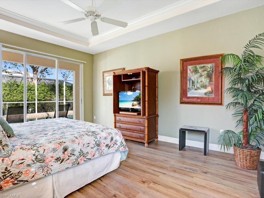 MARCO BEACH - Residential