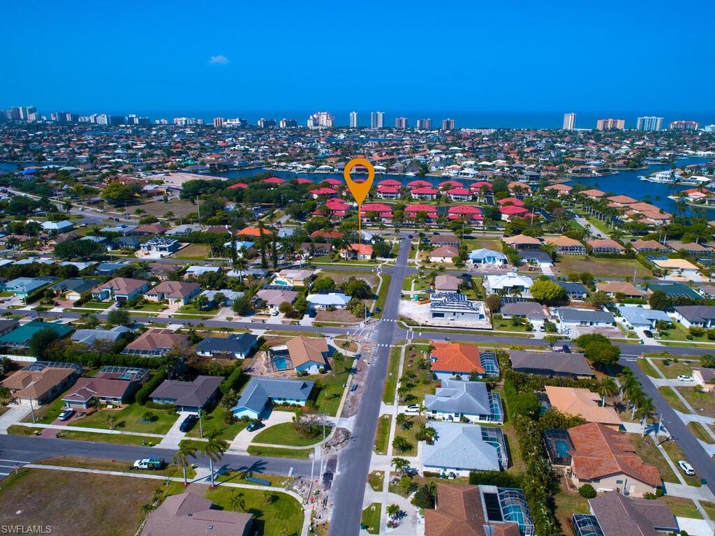 MARCO BEACH - Residential