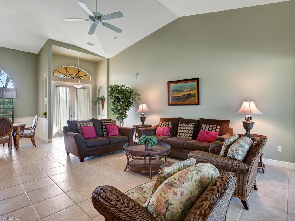 MARCO BEACH - Residential