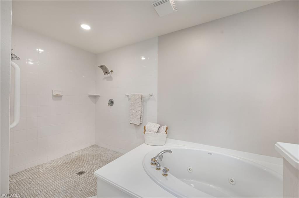 EAGLE CREEK - Residential