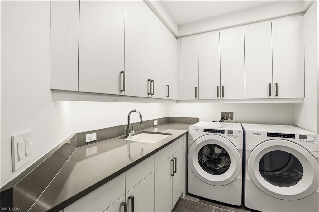 INFINITY AT THE COLONY - Residential