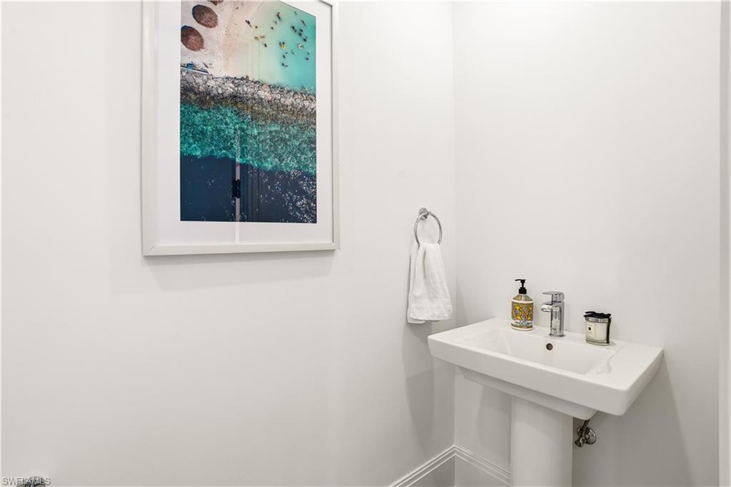 INFINITY AT THE COLONY - Residential