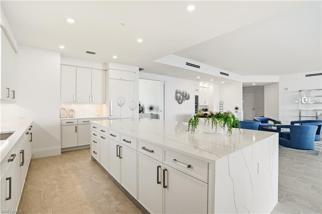 INFINITY AT THE COLONY - Residential