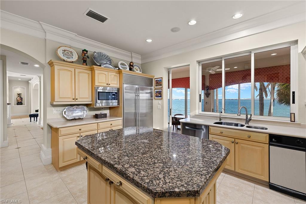 SANIBEL ESTATES - Residential