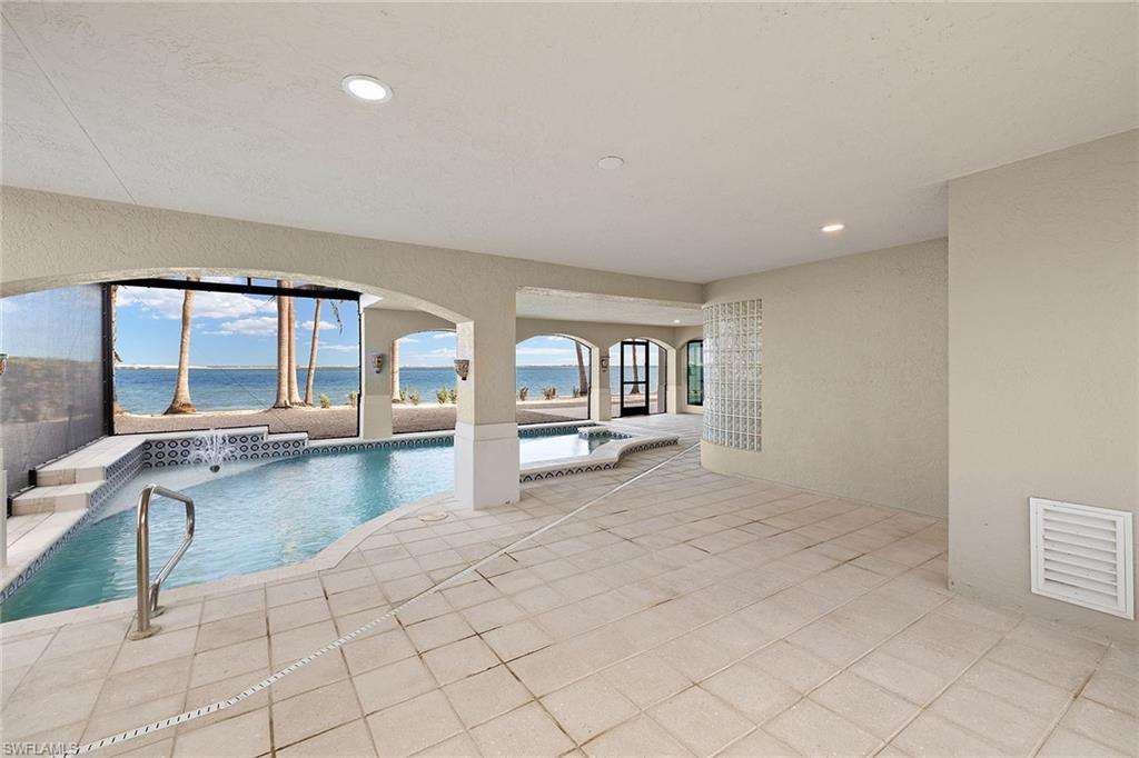 SANIBEL ESTATES - Residential