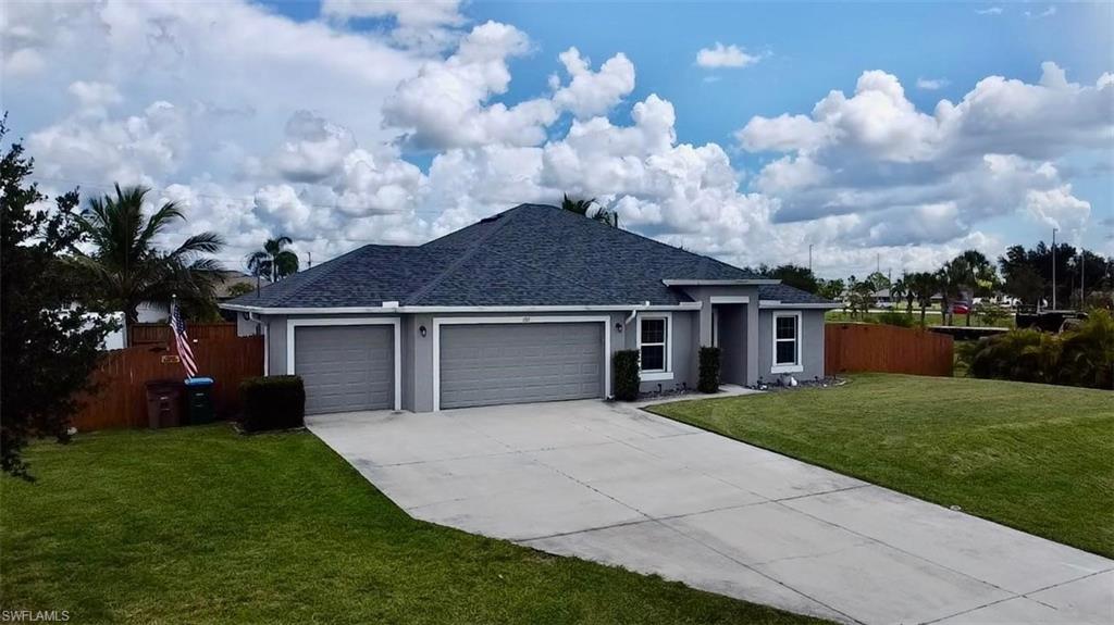 CAPE CORAL - Residential