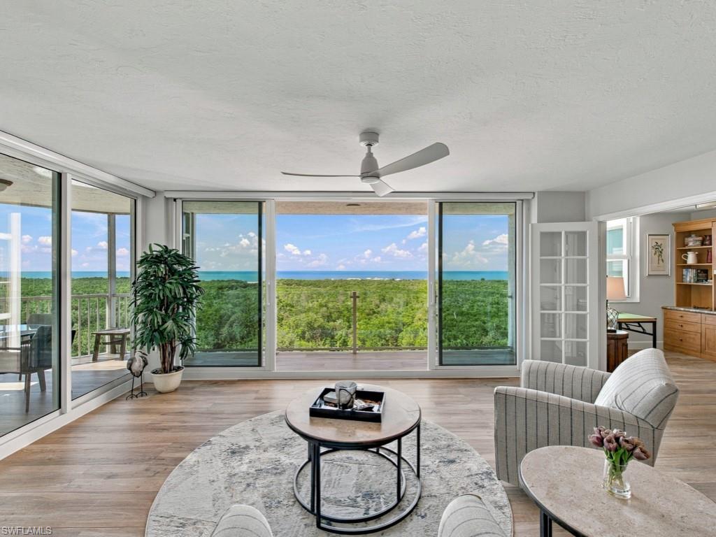 6101 Pelican Bay BLVD 702