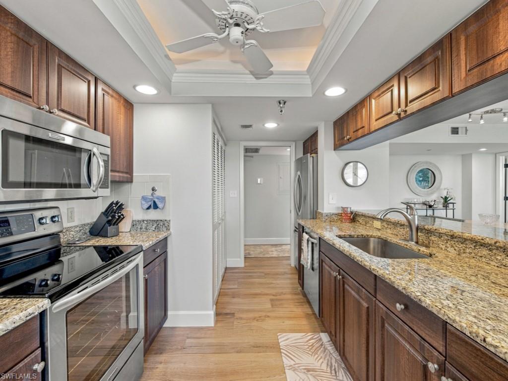 6101 Pelican Bay BLVD 702