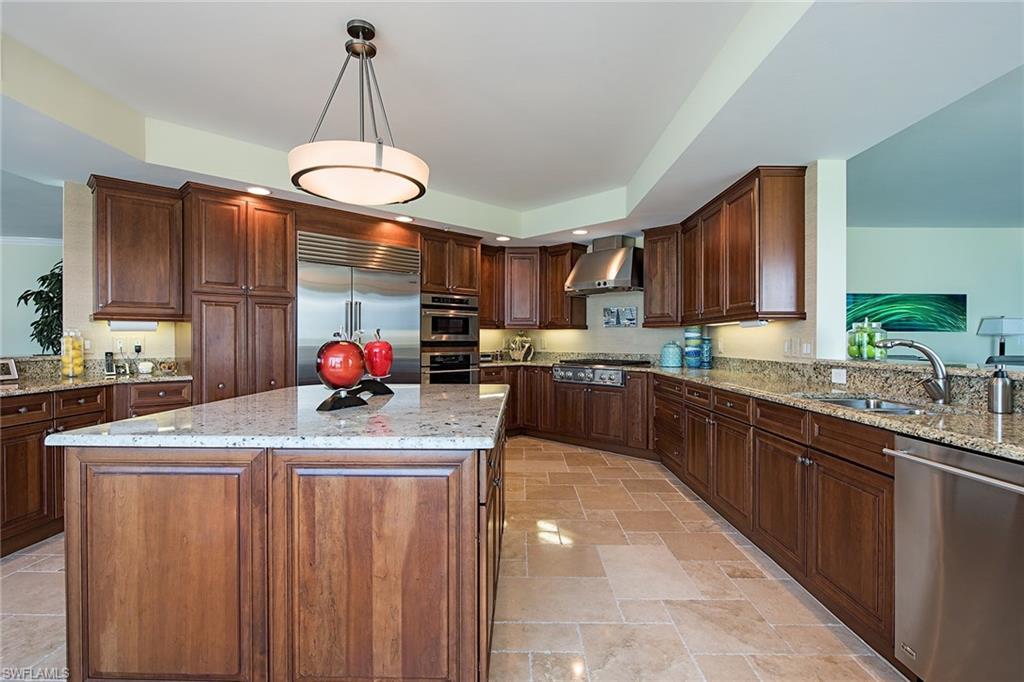 THE VANDERBILT - Residential