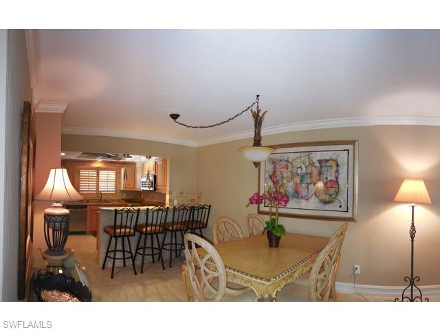 MARINA MANOR - Residential