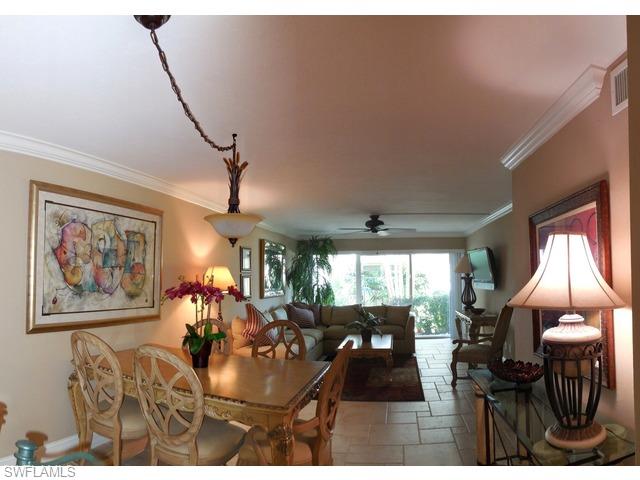 MARINA MANOR - Residential