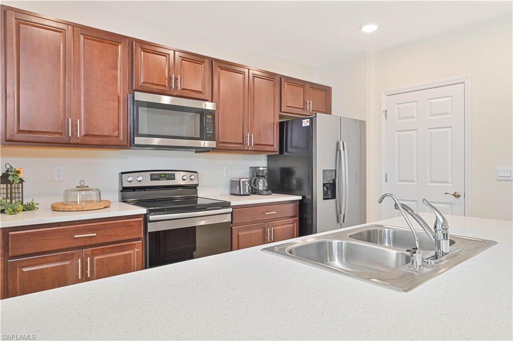 CAPE CORAL - Residential Lease