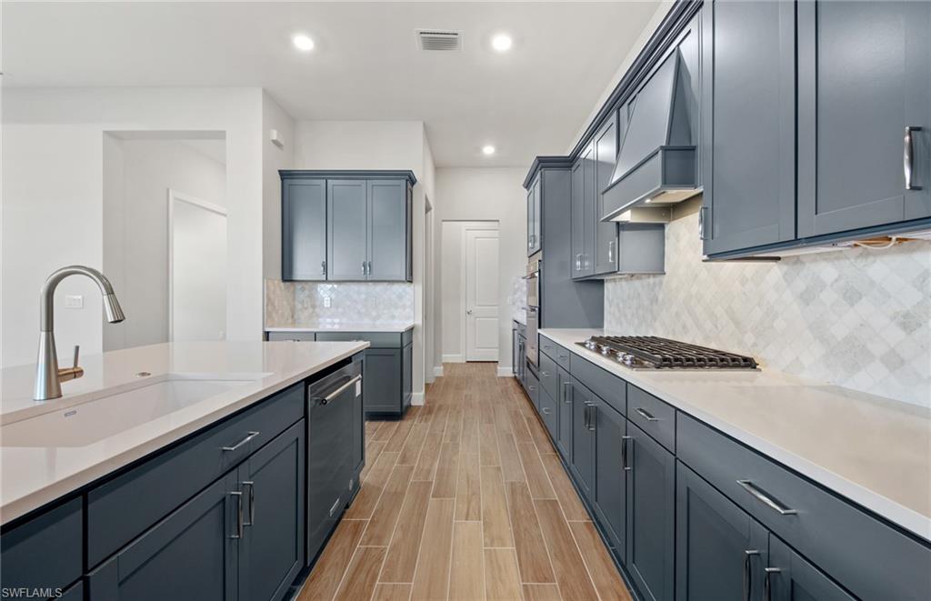 DEL WEBB OAK CREEK - Residential