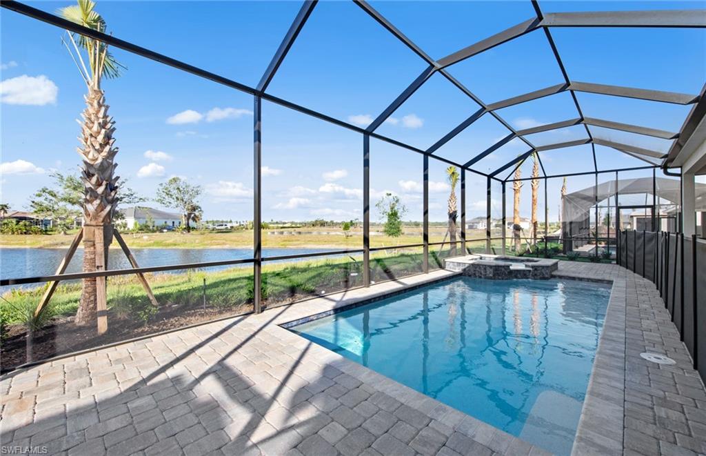 DEL WEBB OAK CREEK - Residential