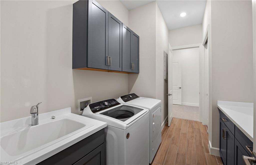 DEL WEBB OAK CREEK - Residential