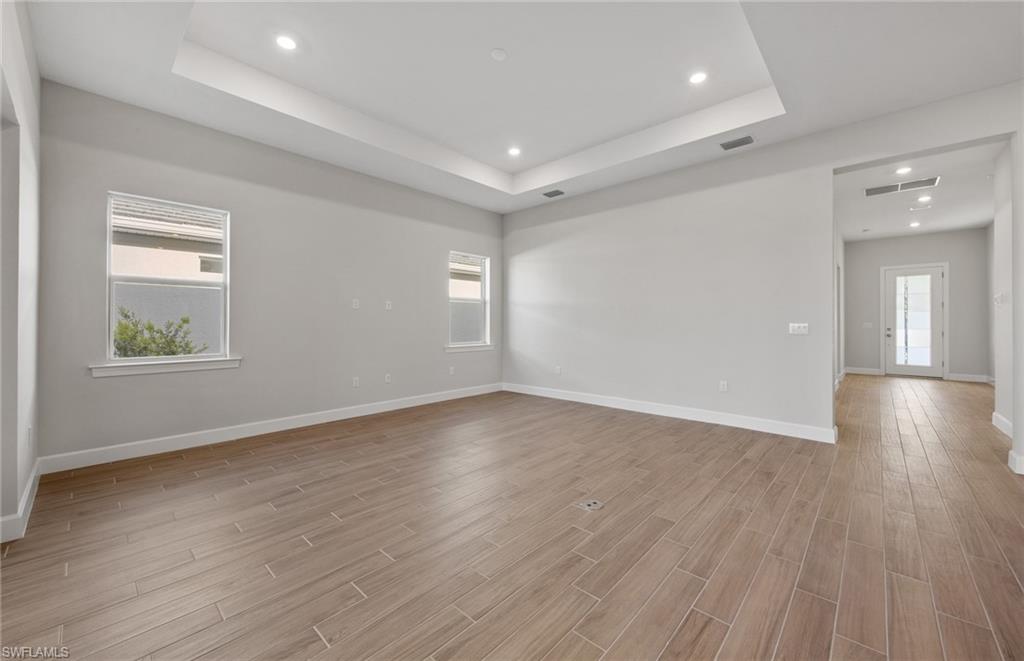 DEL WEBB OAK CREEK - Residential