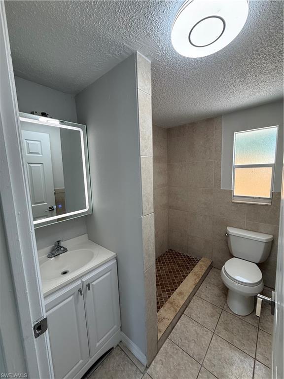 NAPLES MANOR - Residential