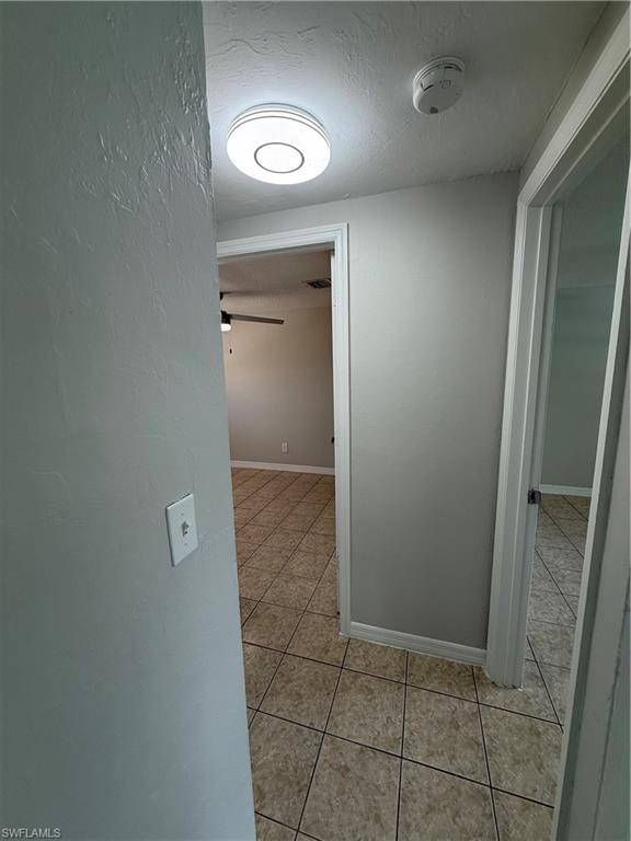 NAPLES MANOR - Residential