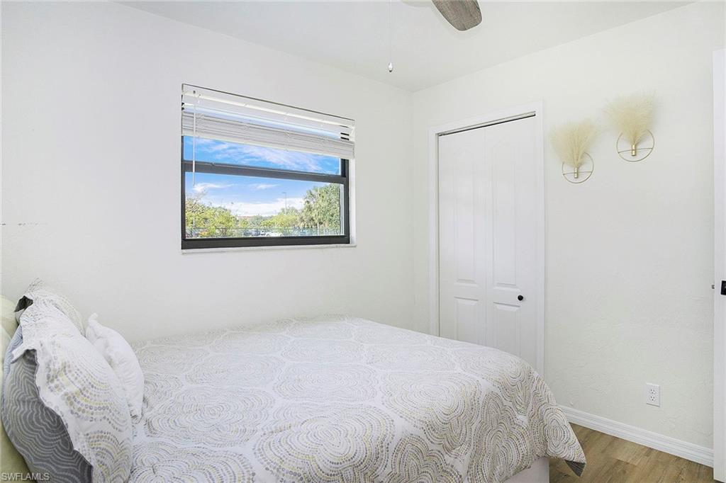 NAPLES VILLAS - Residential