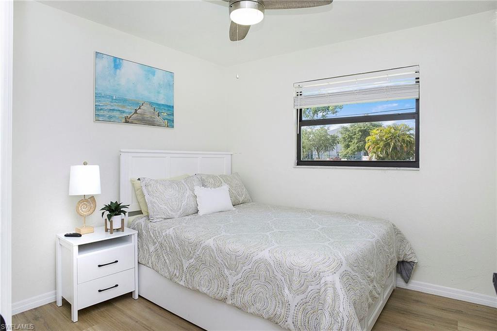 NAPLES VILLAS - Residential