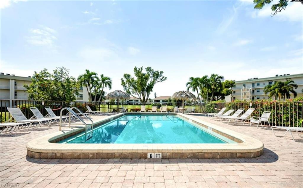 SEVEN LAKES - Residential