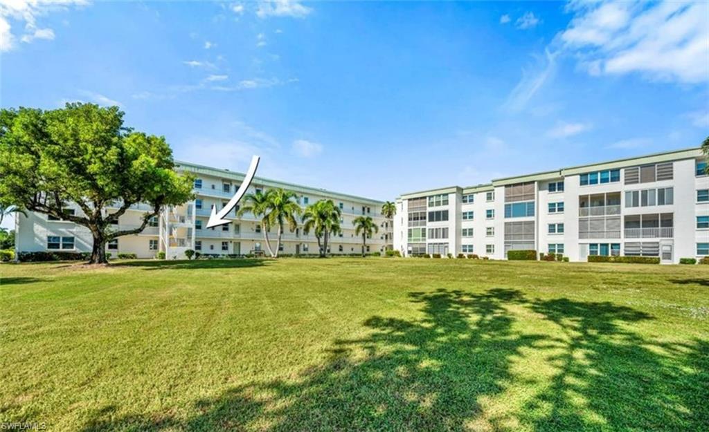 SEVEN LAKES - Residential