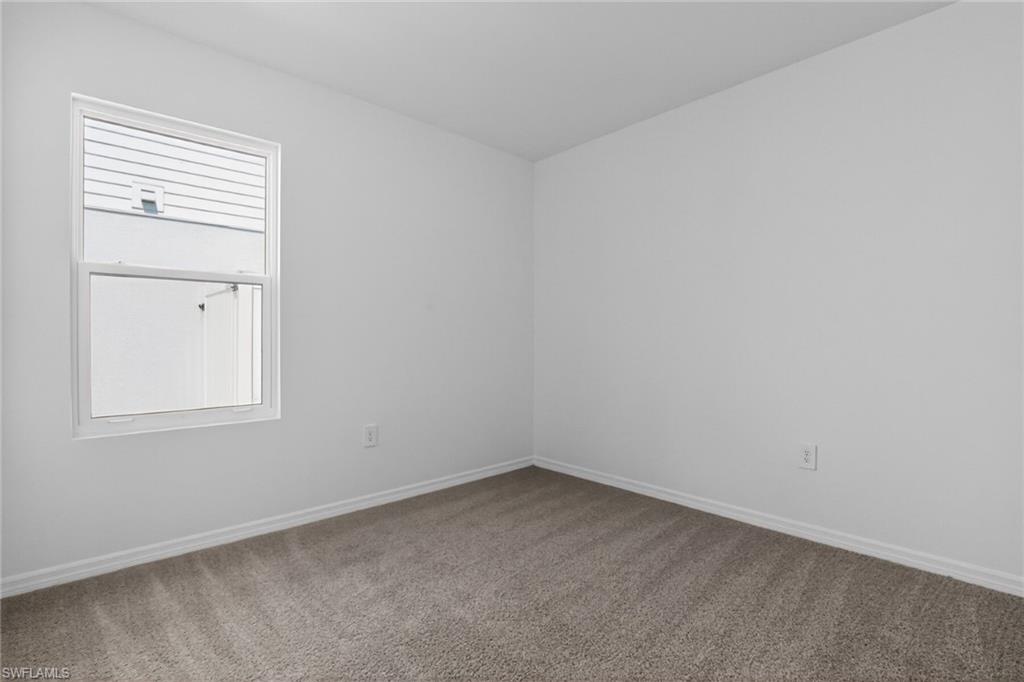 WHISPERING LAKES - Residential