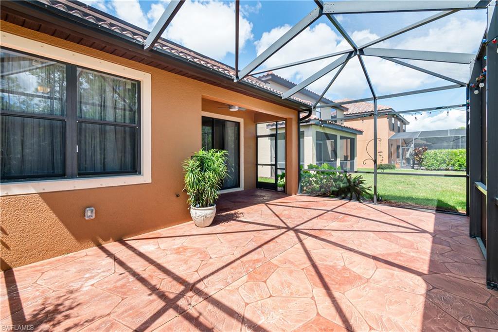 REFLECTION ISLES - Residential