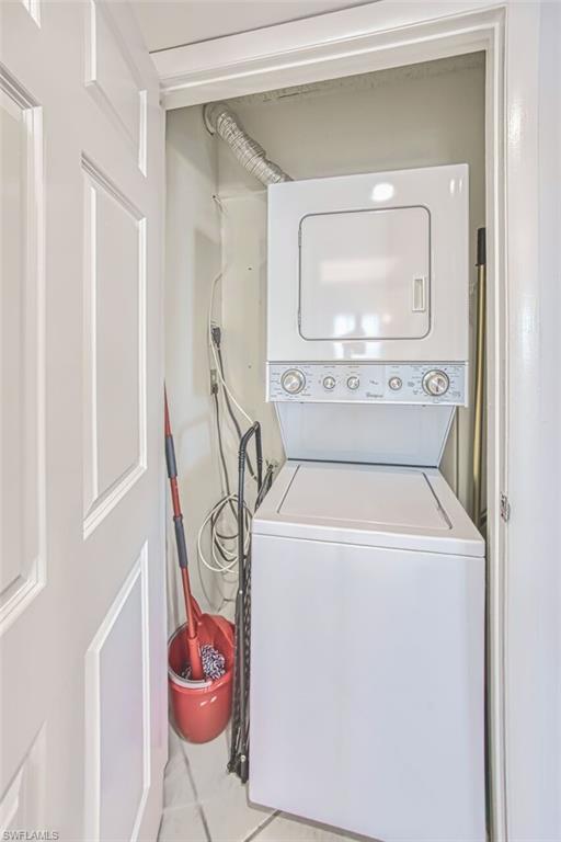 SUNDIAL OF SANIBEL - Residential