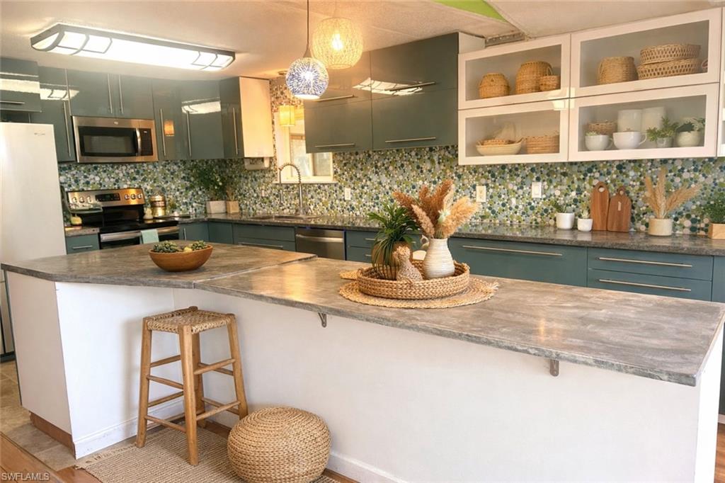 PUNTA GORDA - Residential