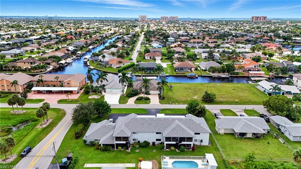 CORAL KEYES CONDO - Residential Lease