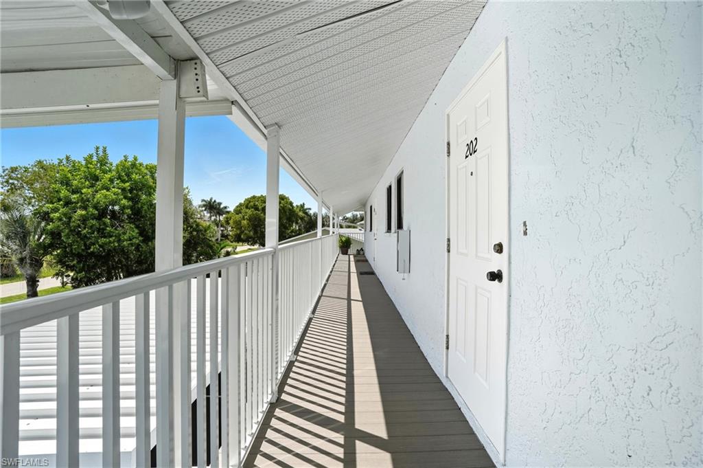 CORAL KEYES CONDO - Residential Lease