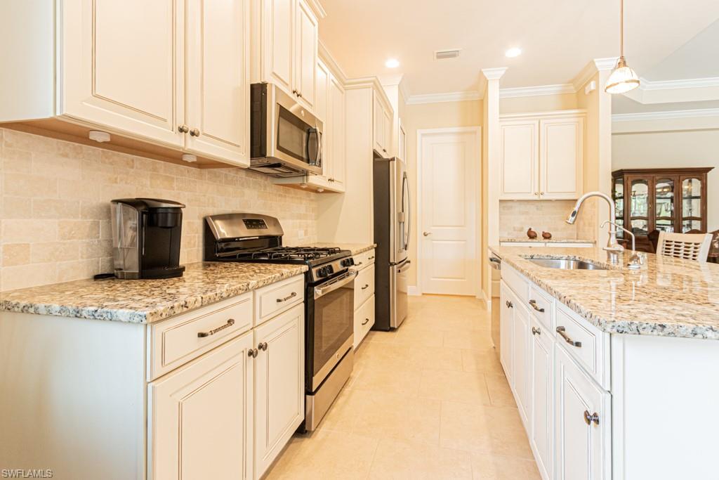 ESTERO PLACE - Residential