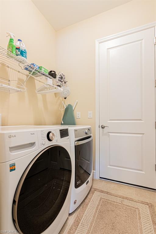 ESTERO PLACE - Residential