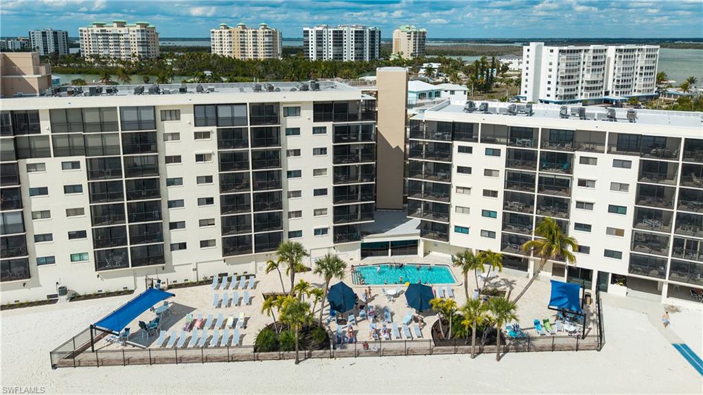 CARLOS POINTE - Residential