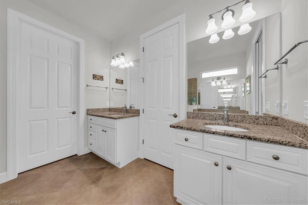 CAMDEN LAKES - Residential