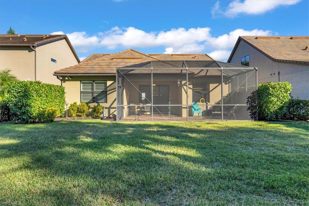 CAMDEN LAKES - Residential