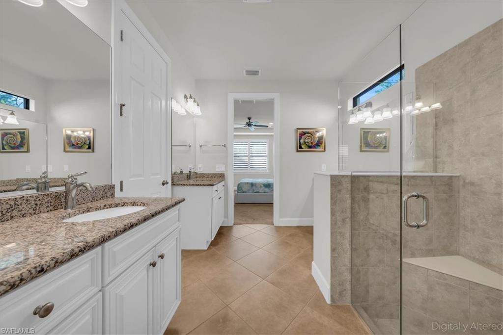 CAMDEN LAKES - Residential