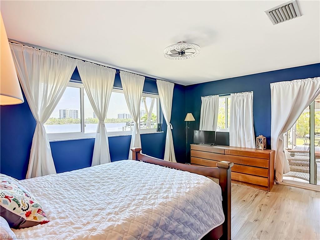 LAGUNA SHORES - Residential