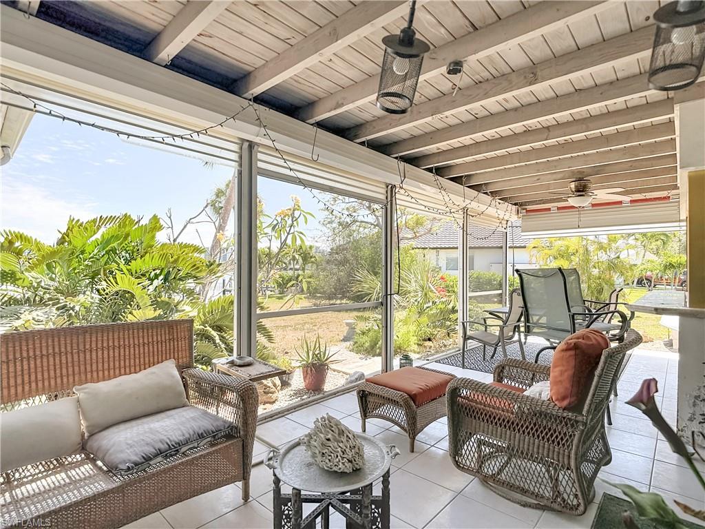 LAGUNA SHORES - Residential