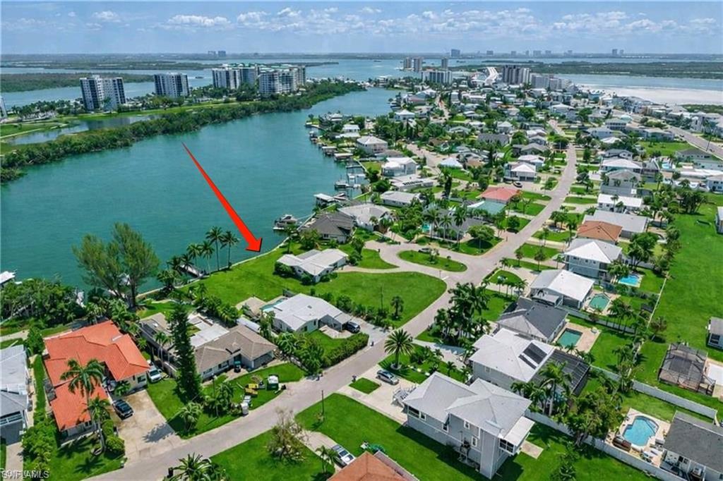 LAGUNA SHORES - Residential