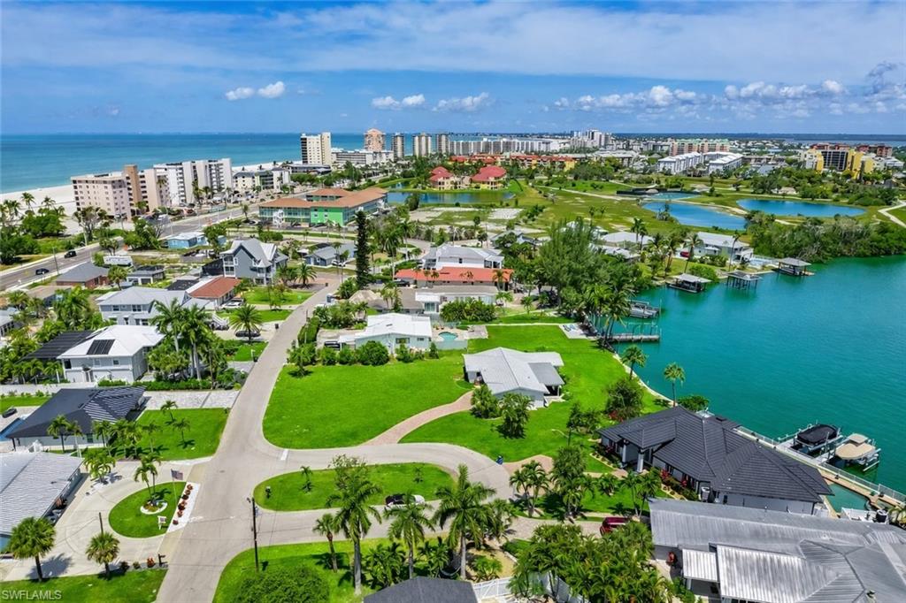 LAGUNA SHORES - Residential